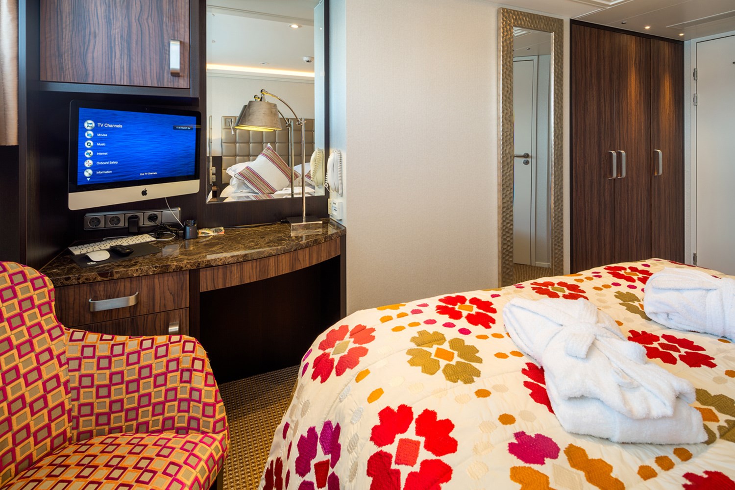 AmaWaterways AmaLea Accommodation Category D 2.jpg